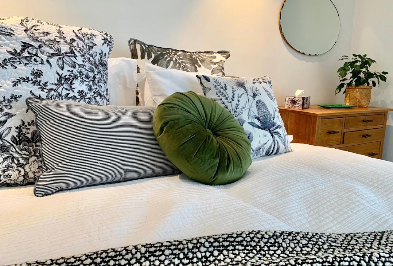 SEAduction Luxury Apartment Napier Extérieur photo