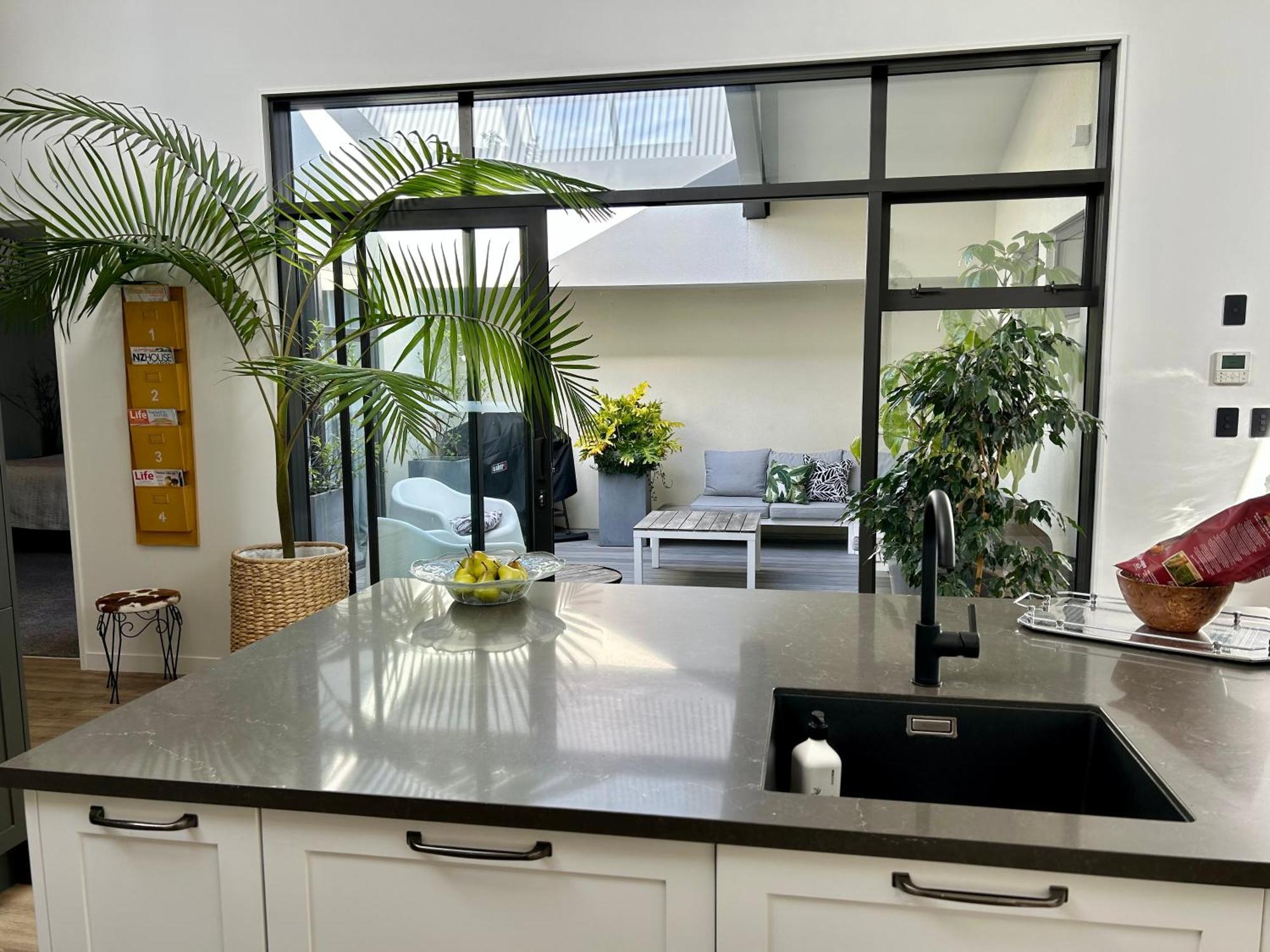 SEAduction Luxury Apartment Napier Extérieur photo